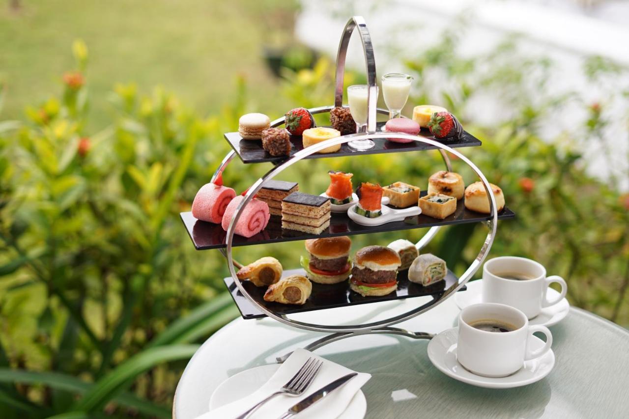 Grand Coloane Resort Makaó Kültér fotó Afternoon tea at the InterContinental Sanctuary Cove Resort, Queensland, Australia