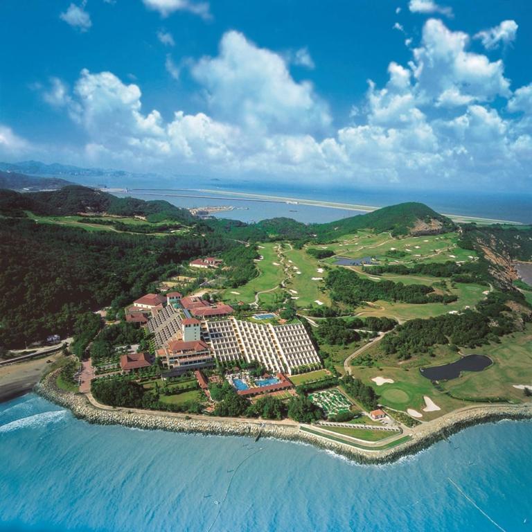 Grand Coloane Resort Makaó Kültér fotó Hilton Phuket Resort and Spa