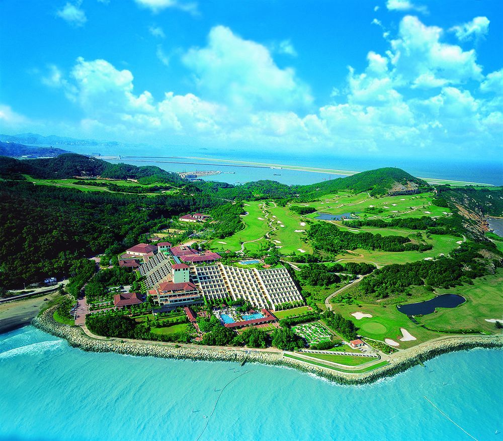 Grand Coloane Resort Makaó Kültér fotó Aerial view of the resort