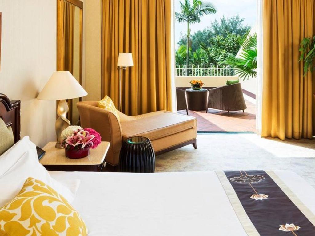 Grand Coloane Resort Makaó Kültér fotó Deluxe Room